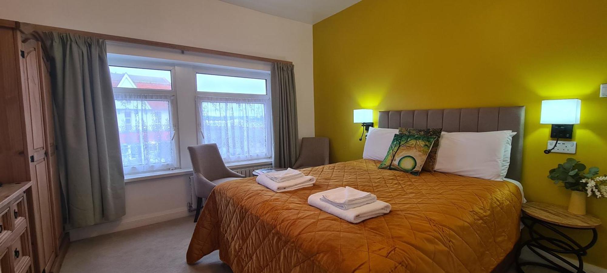 The Torland - Paignton Seafront - Free Parking, All Rooms En-Suite Bagian luar foto
