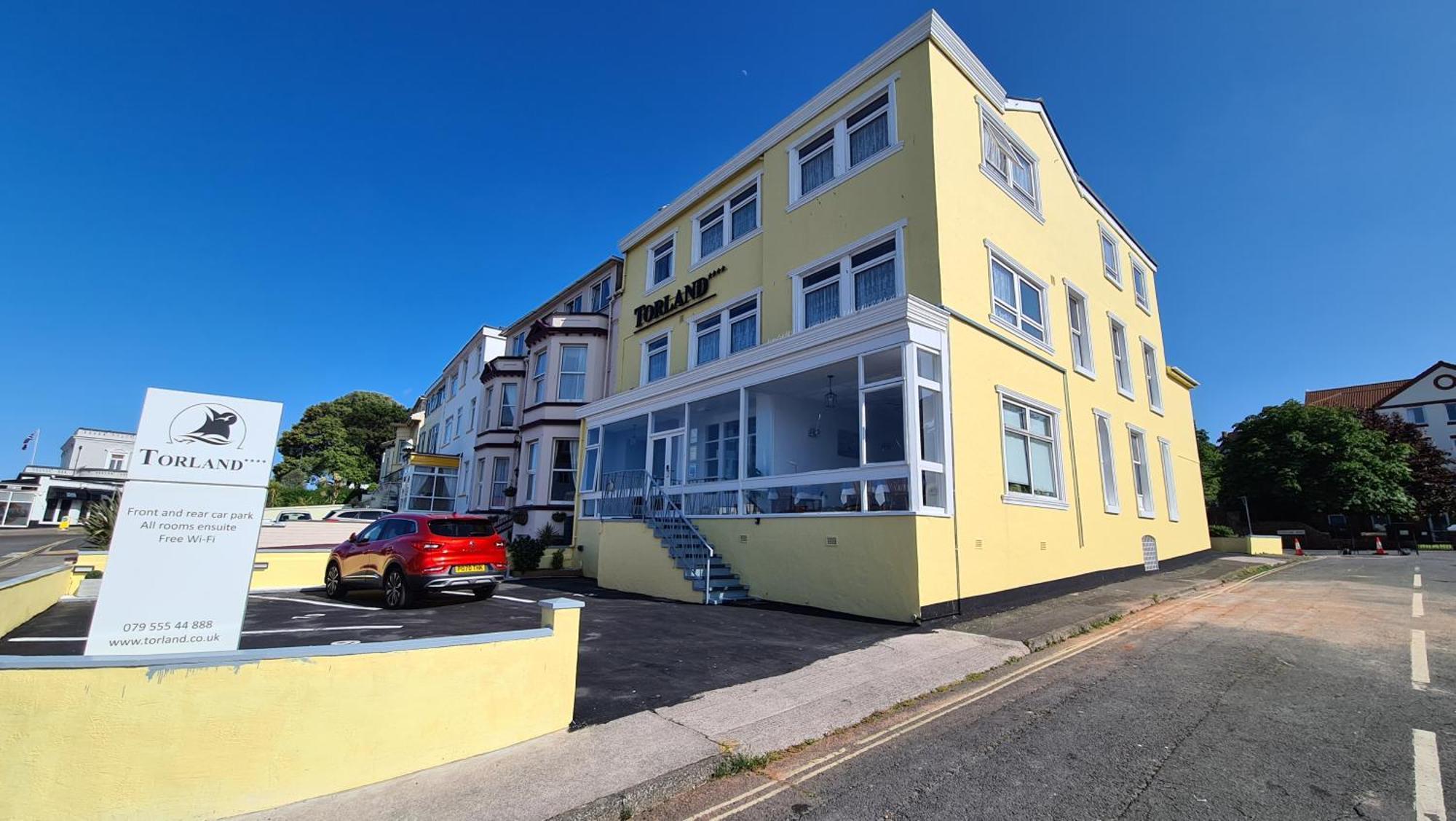 The Torland - Paignton Seafront - Free Parking, All Rooms En-Suite Bagian luar foto